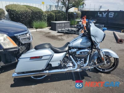 2023 HARLEY-DAVIDSON FLHX 1HD1KBC11PB630122 - główne zdjęcie licytacji z USA - miniatura