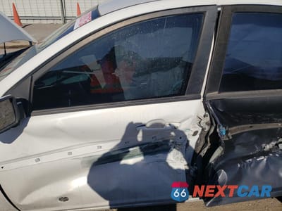 Zdjęcie 7 z 12 samochodu: 2006 HYUNDAI ACCENT GLS VIN:KMHCN46C86U058555 - miniatura