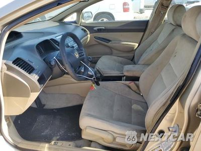 Zdjęcie 7 z 13 samochodu: 2008 HONDA CIVIC LX VIN:1HGFA16508L009972 - miniatura