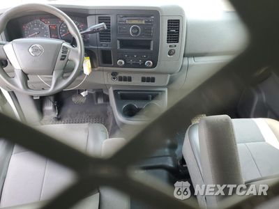 Zdjęcie 8 z 15 samochodu: 2017 NISSAN NV 1500 S VIN:1N6BF0KY0HN803977 - miniatura