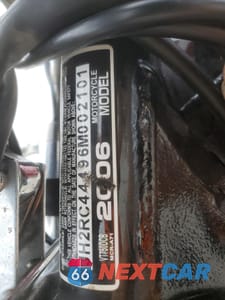 Zdjęcie 9 z 9 samochodu: 2006 HONDA VT750 CDA VIN:JH2RC44496M002101 - miniatura