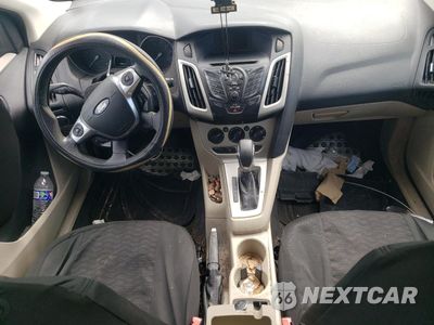 Zdjęcie 8 z 14 samochodu: 2013 FORD FOCUS SE VIN:1FADP3F21DL259470 - miniatura