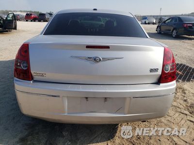 Zdjęcie 6 z 14 samochodu: 2010 CHRYSLER 300 TOURING VIN:2C3CA5CV2AH325412 - miniatura