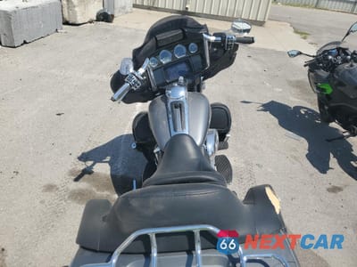 Zdjęcie 6 z 9 samochodu: 2022 HARLEY-DAVIDSON FLHTK VIN:1HD1KEF16NB628652 - miniatura