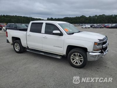 Czwarte zdjęcie samochodu z boku: 2018 CHEVROLET SILVERADO C1500 LT VIN:3GCPCREC8JG366654 - miniatura
