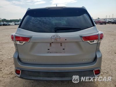 Zdjęcie 6 z 12 samochodu: 2016 TOYOTA HIGHLANDER XLE VIN:5TDJKRFH9GS313894 - miniatura