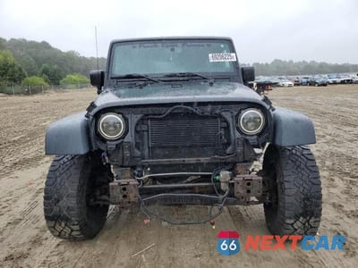 Piąte zdjęcie samochodu w środku: 2013 JEEP WRANGLER UNLIMITED SPORT VIN:1C4BJWDG3DL556498 - miniatura