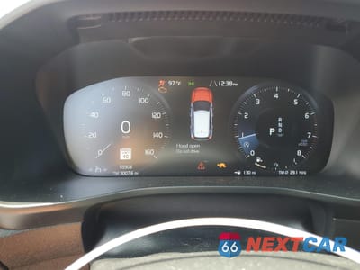 Zdjęcie 9 z 14 samochodu: 2020 VOLVO XC40 T5 MOMENTUM VIN:YV4162UK0L2319270 - miniatura