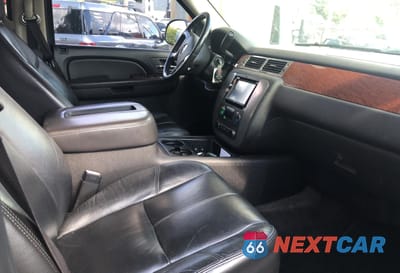 Piąte zdjęcie samochodu w środku: 2008 GMC YUKON XL K1500 VIN:1GKFK16348J194523 - miniatura
