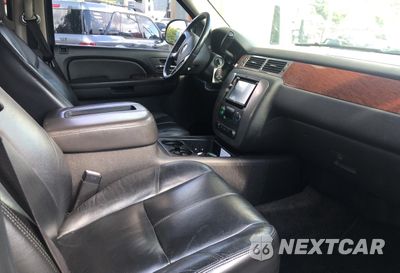 Piąte zdjęcie samochodu w środku: 2008 GMC YUKON XL K1500 VIN:1GKFK16348J194523 - miniatura