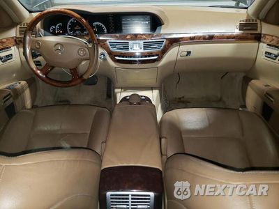 Zdjęcie 8 z 12 samochodu: 2008 MERCEDES-BENZ S 550 4MATIC VIN:WDDNG86X68A152011 - miniatura