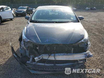 Piąte zdjęcie samochodu w środku: 2018 TOYOTA PRIUS VIN:JTDKBRFU9J3061252 - miniatura