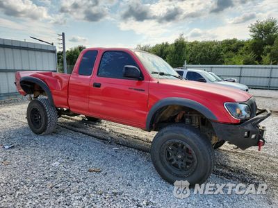 Czwarte zdjęcie samochodu z boku: 2001 TOYOTA TACOMA XTRACAB VIN:5TEWN72N01Z832727 - miniatura
