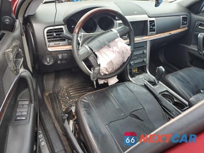 Zdjęcie 8 z 14 samochodu: 2010 LINCOLN MKZ VIN:3LNHL2GC0AR654791 - miniatura