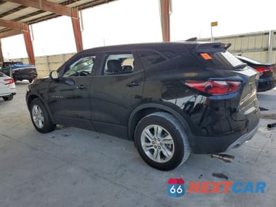 Drugie zdjęcie samochodu z przodu: 2021 CHEVROLET BLAZER 2LT VIN:3GNKBCRS3MS514472 - miniatura