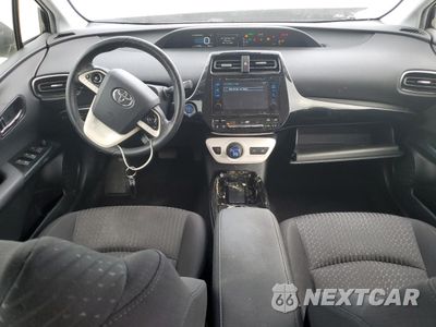 Zdjęcie 8 z 13 samochodu: 2017 TOYOTA PRIUS VIN:JTDKARFU0H3043221 - miniatura