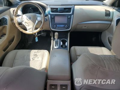 Zdjęcie 8 z 13 samochodu: 2016 NISSAN ALTIMA 2.5 VIN:1N4AL3AP5GC284930 - miniatura