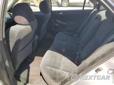 Zdjęcie 10 z 15 samochodu: 2003 HONDA ACCORD EX VIN:1HGCM56633A034413 - miniatura