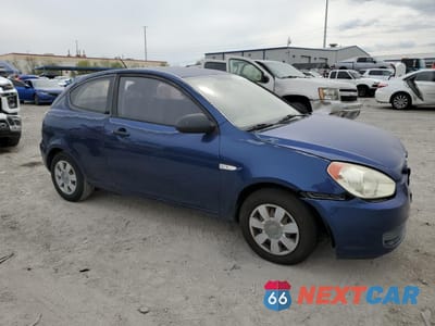 Czwarte zdjęcie samochodu z boku: 2007 HYUNDAI ACCENT GS VIN:KMHCM36C97U016636 - miniatura