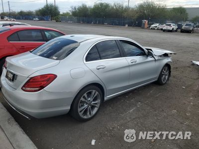 Trzecie zdjęcie samochodu z tyłu: 2018 MERCEDES-BENZ C 300 VIN:55SWF4JB3JU267473 - miniatura