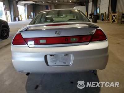 Zdjęcie 6 z 12 samochodu: 2002 HONDA ACCORD EX VIN:1HGCG22512A007776 - miniatura