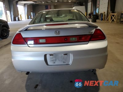 Zdjęcie 6 z 14 samochodu: 2002 HONDA ACCORD EX VIN:1HGCG22512A007776 - miniatura