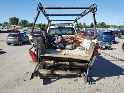 Zdjęcie 6 z 12 samochodu: 2015 CHEVROLET SILVERADO C3500 VIN:1GC3CYCG5FZ134440 - miniatura