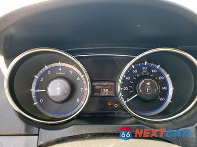 Zdjęcie 9 z 12 samochodu: 2011 HYUNDAI SONATA LIMITED VIN:5NPEC4AC6BH264570 - miniatura