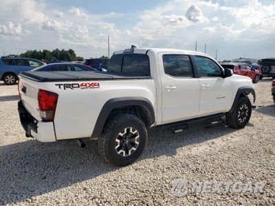 Trzecie zdjęcie samochodu z tyłu: 2019 TOYOTA TACOMA DOUBLE CAB VIN:3TMCZ5AN3KM201367 - miniatura