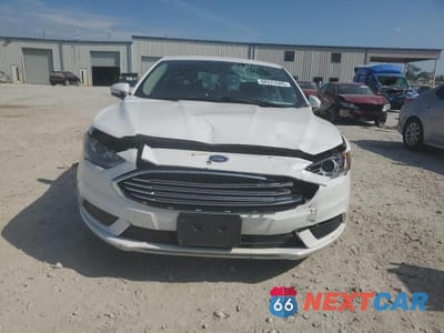 Piąte zdjęcie samochodu w środku: 2017 FORD FUSION SE VIN:3FA6P0H7XHR164610 - miniatura