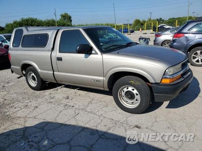 Czwarte zdjęcie samochodu z boku: 1998 CHEVROLET S TRUCK S10 VIN:1GCCS1444W8169930 - miniatura