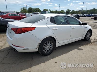 Trzecie zdjęcie samochodu z tyłu: 2013 KIA OPTIMA LX VIN:KNAGM4A76D5349644 - miniatura