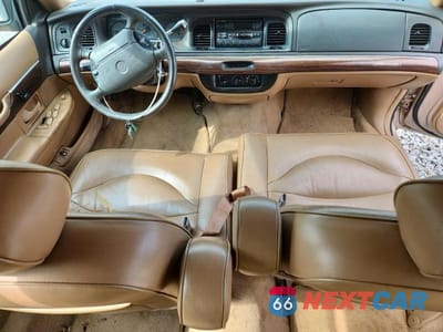 Zdjęcie 8 z 12 samochodu: 1996 MERCURY GRAND MARQUIS LS VIN:2MELM7565TX600430 - miniatura