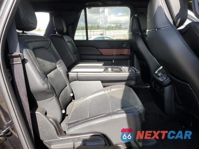 Zdjęcie 11 z 15 samochodu: 2021 LINCOLN NAVIGATOR L RESERVE VIN:5LMJJ3LT7MEL04050 - miniatura