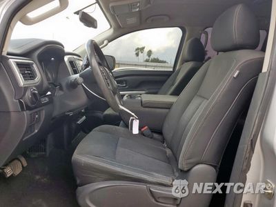 Zdjęcie 7 z 12 samochodu: 2017 NISSAN TITAN S VIN:1N6AA1EK5HN549612 - miniatura