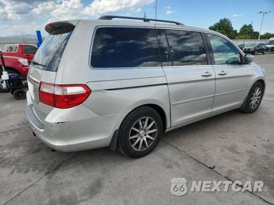 Trzecie zdjęcie samochodu z tyłu: 2006 HONDA ODYSSEY TOURING VIN:5FNRL38836B020585 - miniatura