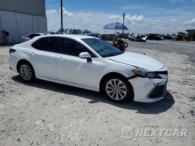 Czwarte zdjęcie samochodu z boku: 2022 TOYOTA CAMRY LE VIN:4T1C11AK8NU685120 - miniatura