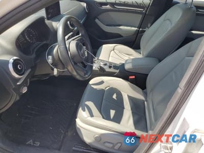 Zdjęcie 7 z 12 samochodu: 2019 AUDI A3 PREMIUM PLUS VIN:WAUJEGFF4K1021213 - miniatura