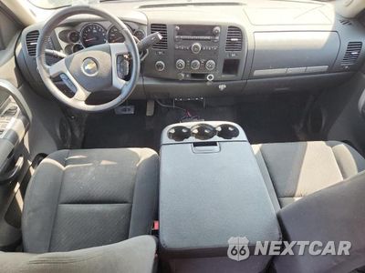 Zdjęcie 8 z 12 samochodu: 2009 CHEVROLET SILVERADO K2500 HEAVY DUTY LT VIN:1GCHK53K99F114712 - miniatura