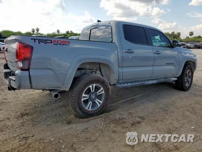 Trzecie zdjęcie samochodu z tyłu: 2018 TOYOTA TACOMA DOUBLE CAB VIN:5TFCZ5AN2JX143700 - miniatura