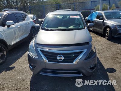 Piąte zdjęcie samochodu w środku: 2019 NISSAN VERSA S VIN:3N1CN7AP2KL805297 - miniatura