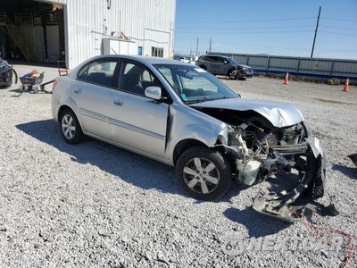 Czwarte zdjęcie samochodu z boku: 2011 KIA RIO BASE VIN:KNADH4A39B6731100 - miniatura