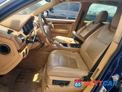 Zdjęcie 7 z 13 samochodu: 2010 PORSCHE CAYENNE VIN:WP1AA2AP1ALA05750 - miniatura