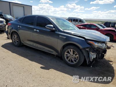 Czwarte zdjęcie samochodu z boku: 2020 KIA OPTIMA LX VIN:5XXGT4L38LG393025 - miniatura