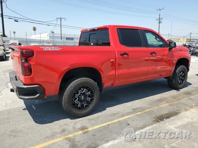 Trzecie zdjęcie samochodu z tyłu: 2020 CHEVROLET SILVERADO K1500 LT TRAIL BOSS VIN:3GCPYFED2LG333791 - miniatura