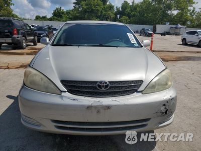 Piąte zdjęcie samochodu w środku: 2003 TOYOTA CAMRY LE VIN:JTDBE32K330227911 - miniatura