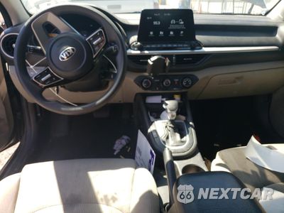 Zdjęcie 8 z 13 samochodu: 2021 KIA FORTE FE VIN:3KPF24AD4ME366487 - miniatura
