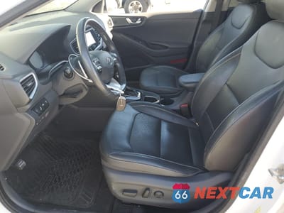 Zdjęcie 7 z 13 samochodu: 2019 HYUNDAI IONIQ LIMITED VIN:KMHC85LCXKU143103 - miniatura