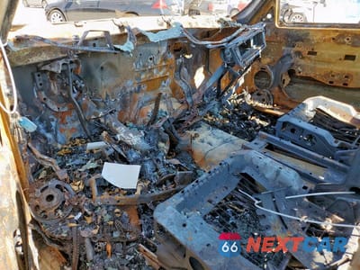 Zdjęcie 8 z 11 samochodu: 2000 CHEVROLET SILVERADO C2500 VIN:1GCGC29U2YE385986 - miniatura