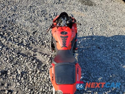 Zdjęcie 6 z 10 samochodu: 2005 HONDA CBR600 RR VIN:JH2PC37015M208943 - miniatura